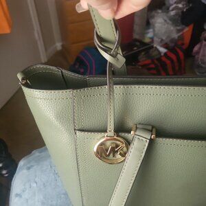 Micheal Kors 3 in 1 Tote